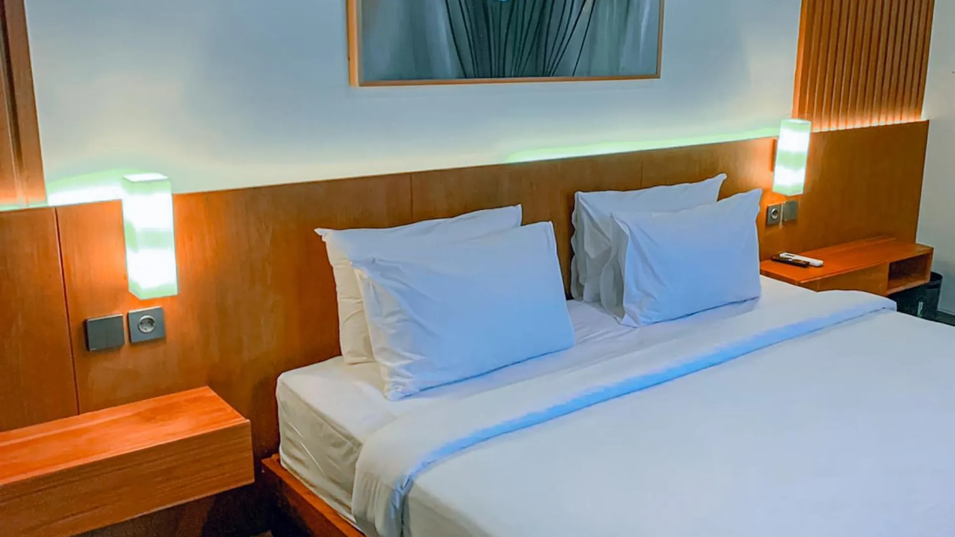 ** Hotel Puri Vatsalya - Private Villas Uluwatu Jimbaran  Indonesia